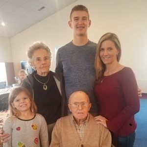 Meet your Posher, Jenny